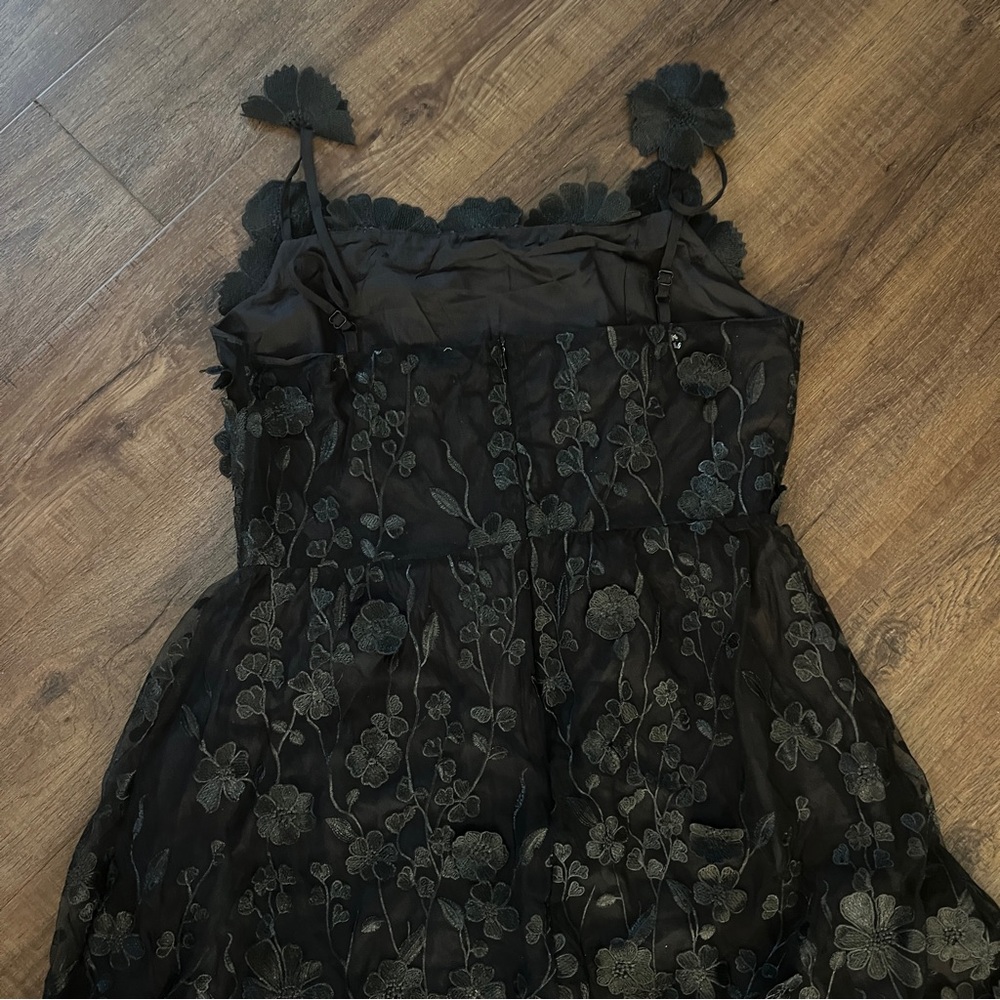 Dalia MacPhee Black 3D Floral Appliqué Overlay Party Dress XL - Picture 8 of 14
